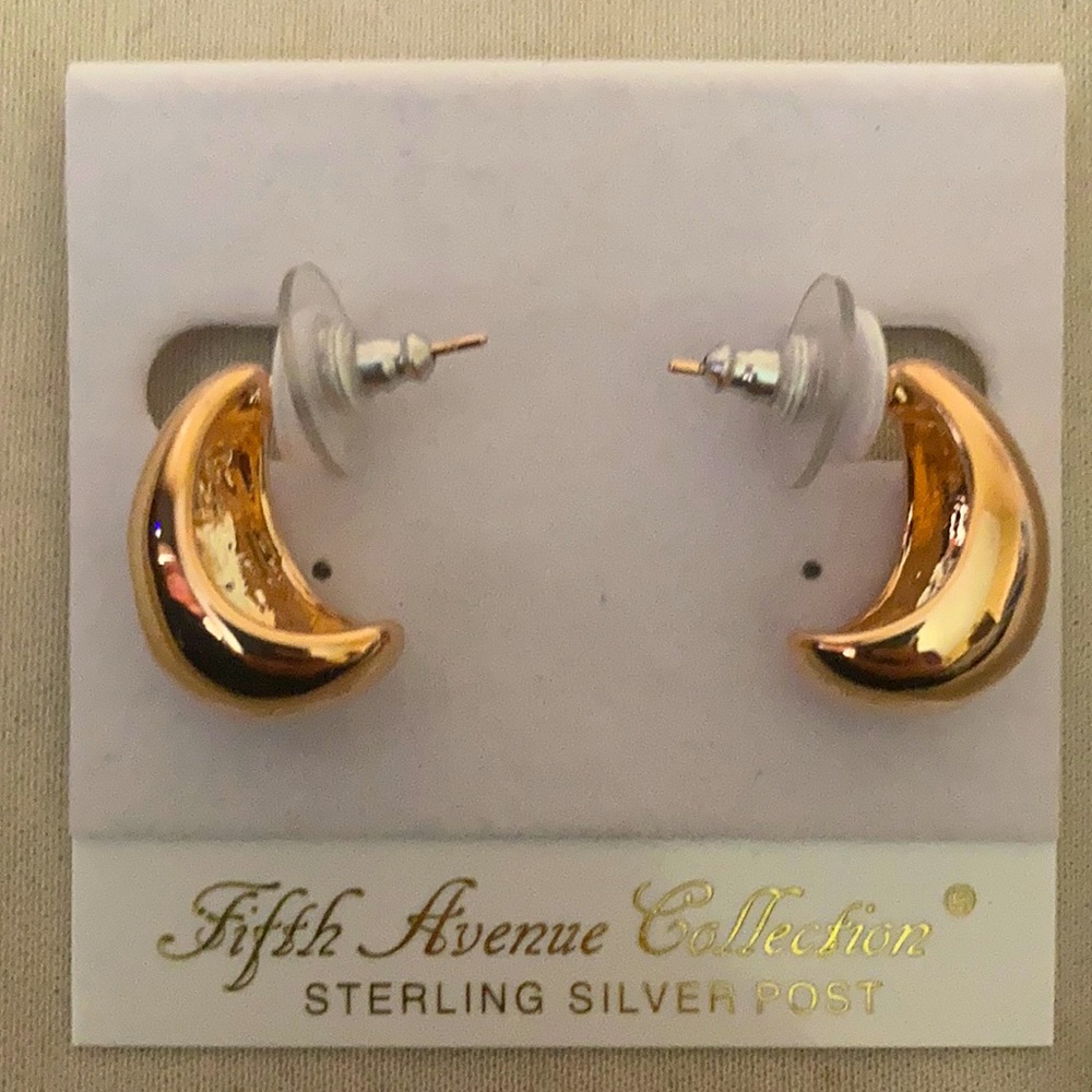 Look at me earrings